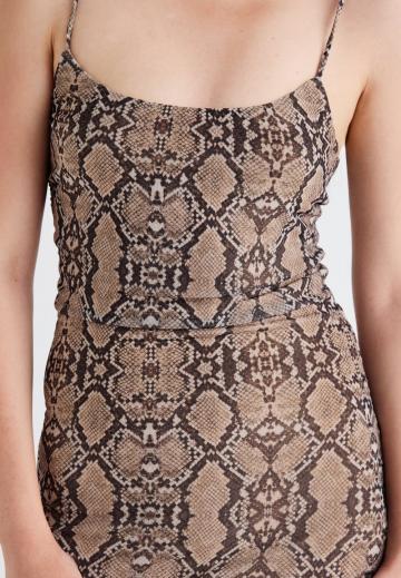 Платье футляр