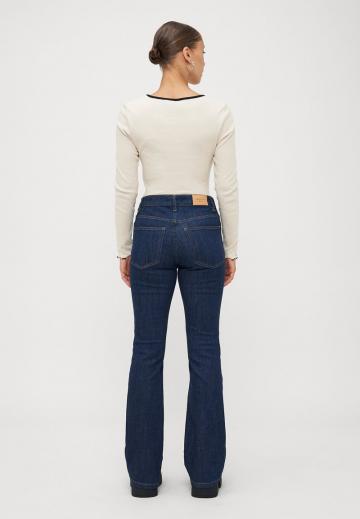 Клешеные брюки