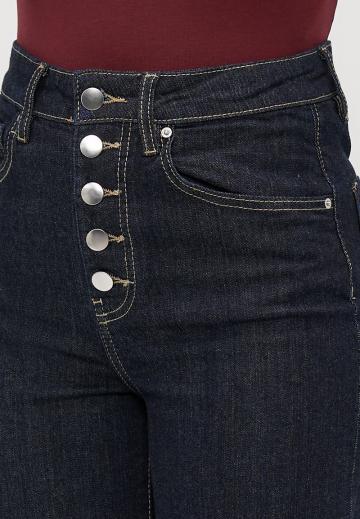 Клешеные джинсы