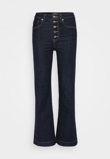 Клешеные джинсы