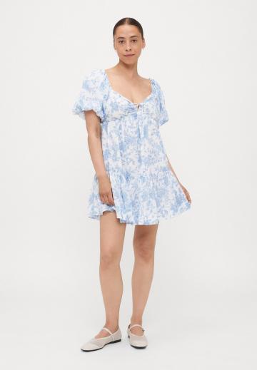 Короткое платье