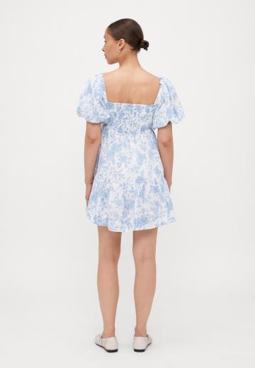 Короткое платье