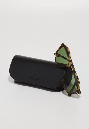 Солнечные очки