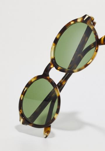 Солнечные очки