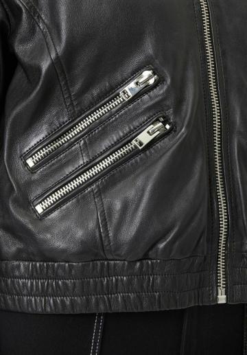 Кожаная куртка
