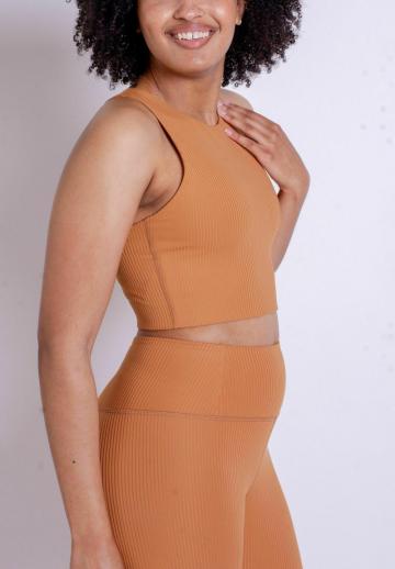 Спортивный бюстгальтер