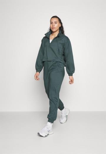 Короткая куртка