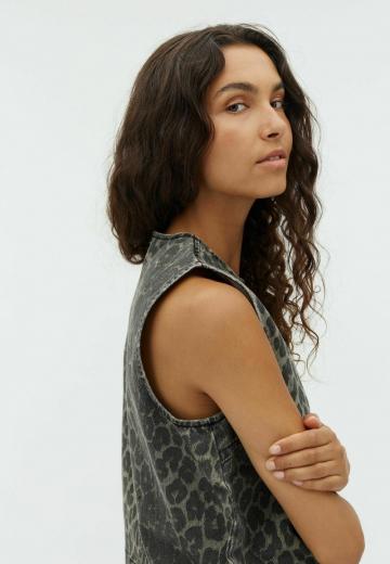 Джинсовая блузка