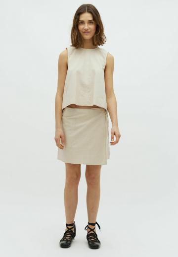 Блузка без рукавов