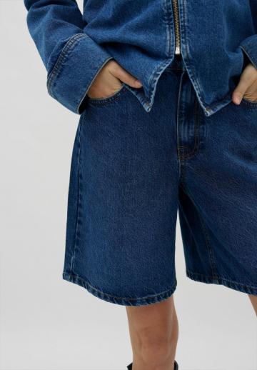 Джинсовые шорты