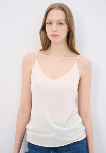 Топ на бретельках