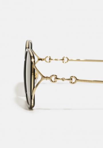 Солнечные очки