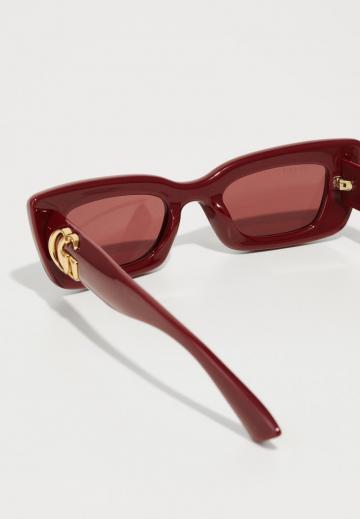 Солнечные очки