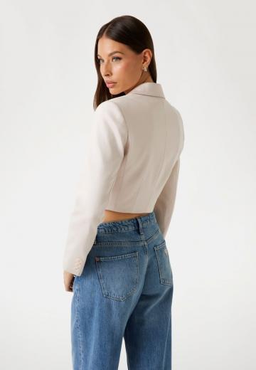 Короткий блейзер