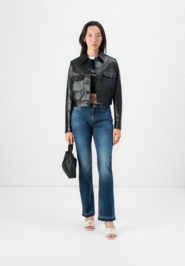 Короткая куртка