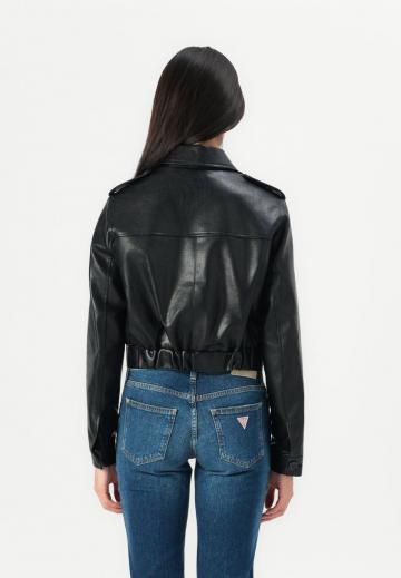 Короткая куртка