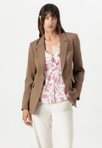 Блейзер с накладными карманами