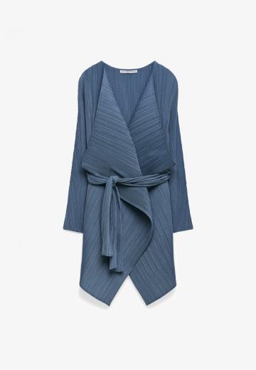 Короткое пальто