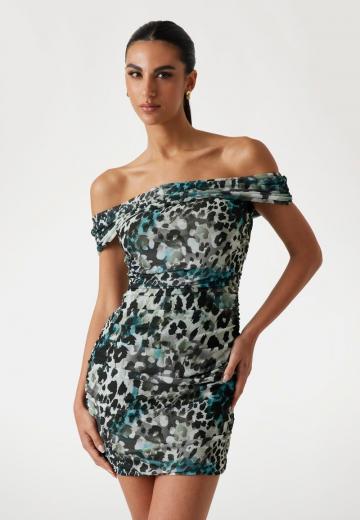 Короткое платье