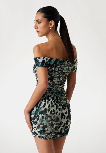 Короткое платье