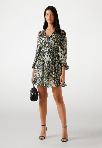 Короткое платье