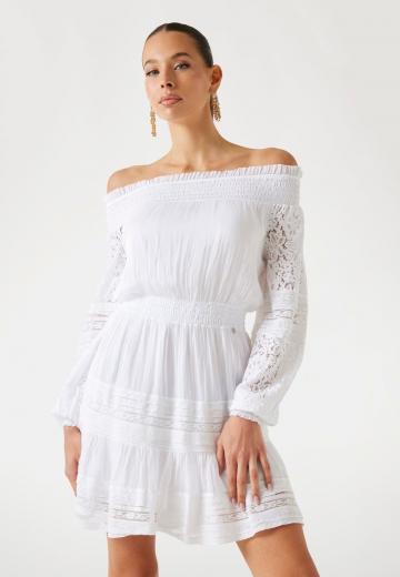 Короткое платье