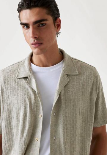 Рубашка с коротким рукавом