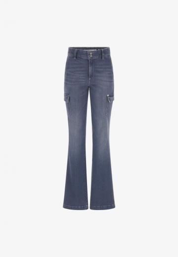 Клешеные брюки