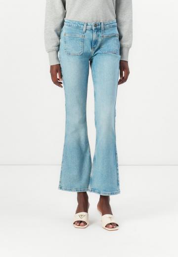 Клешеные брюки