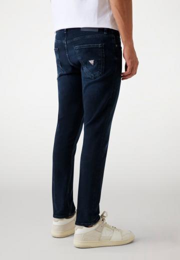 Узкие джинсы