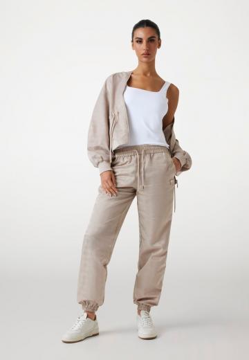 Спортивные штаны