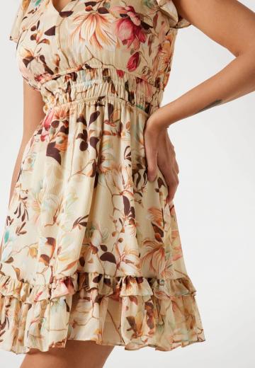 Короткое платье