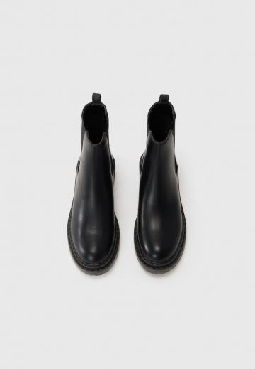 Ботинки челси