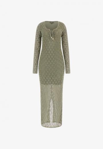 Вязаное платье