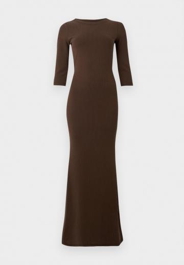 Длинное платье