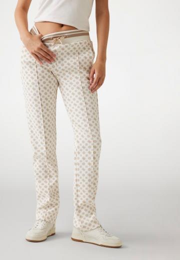 Спортивные штаны