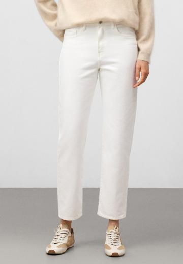 Короткие джинсы