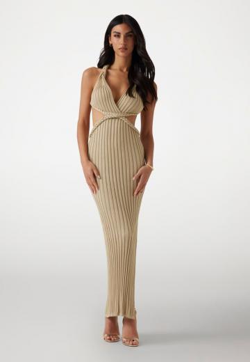 Вязаное платье