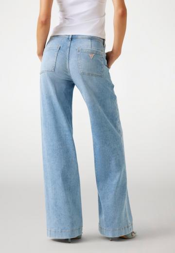 Клешеные джинсы