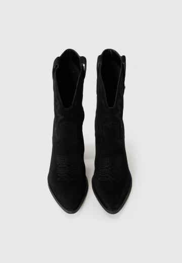 Полусапожки на высоком каблуке