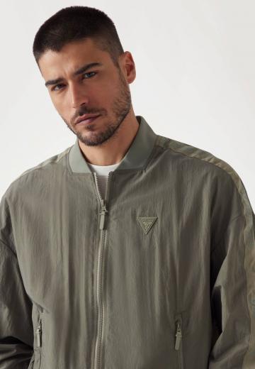 Куртка бомбер