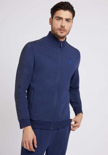 Спортивная кофта