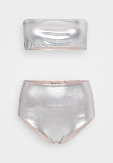 Бикини без бретелек