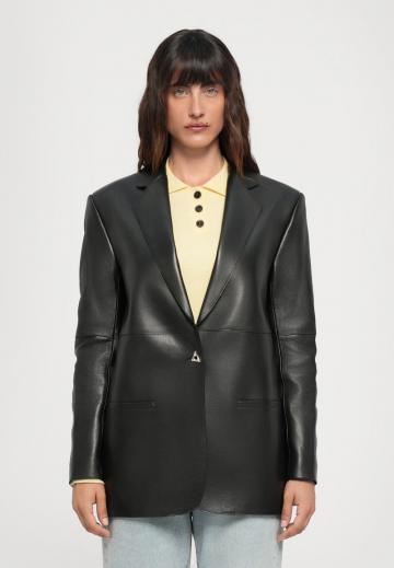 Длинный блейзер