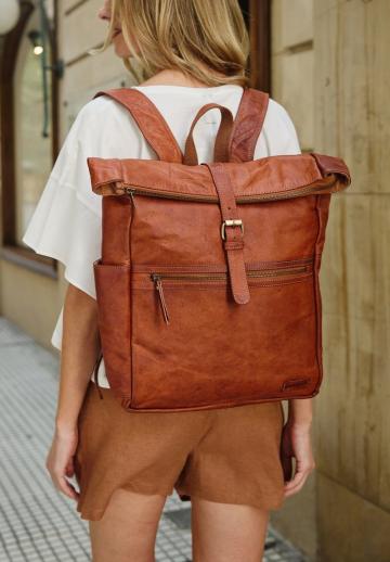 Кожаный рюкзак