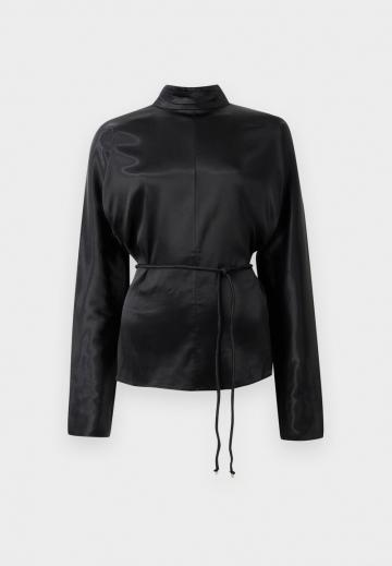 Атласная блузка