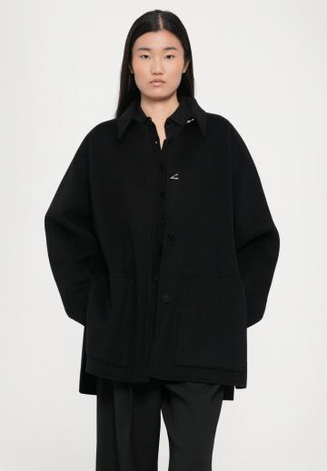 Короткое пальто