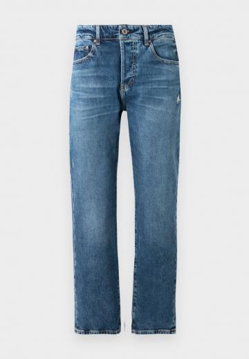 Прямые джинсы