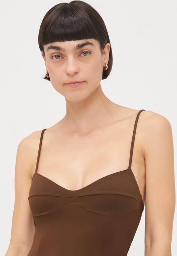 Слитный купальник