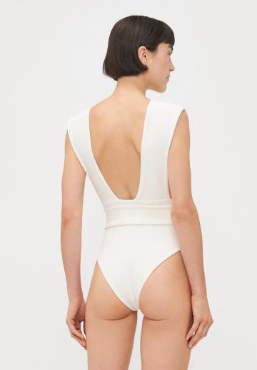 Слитный купальник